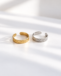 SHERMA (pinky ring)