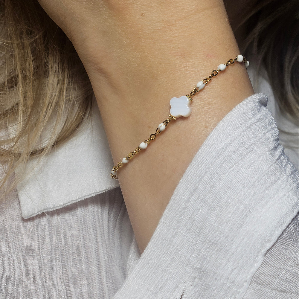 
                      
                        OPALINE
                      
                    